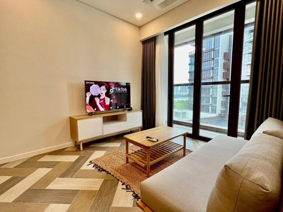 Căn hộ The Galleria - 1br #5 *